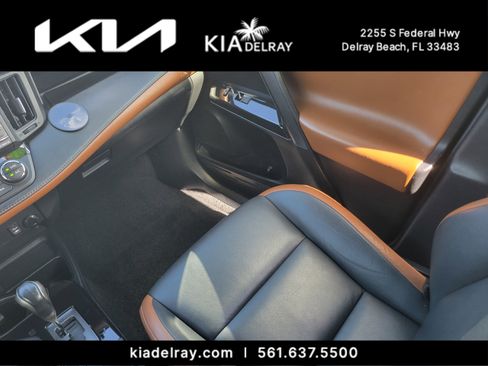 Used 2018 Toyota RAV4 SE w/ Power Extra Value Package image 13