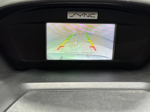 Used 2017 Ford C-MAX SE FWD image 3