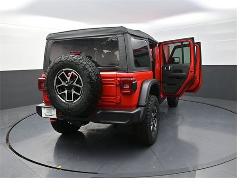 New 2025 Jeep Wrangler Unlimited Rubicon image 30