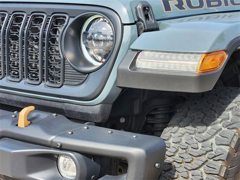 Used 2024 Jeep Wrangler Unlimited Rubicon 392 w/ Dual Top Group image 8