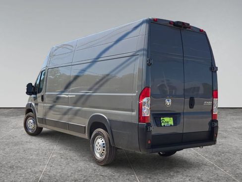 New 2026 RAM ProMaster 3500 w/ Premium Convenience Group FWD image 8