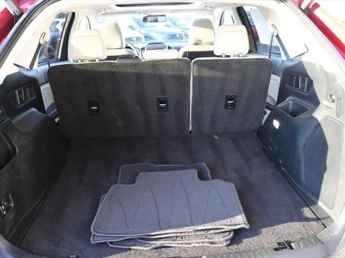 Used 2020 Ford Edge Titanium w/ Class II Trailer Tow Package image 10