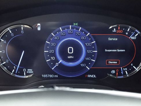 Used 2018 Cadillac Escalade Luxury AWD/4WD image 30