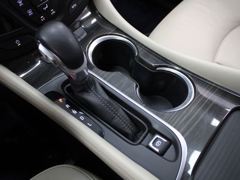 Used 2020 Buick Envision Premium image 43