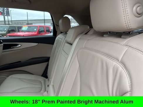 Used 2020 Lincoln Nautilus FWD w/ Equipment Group 101A image 9