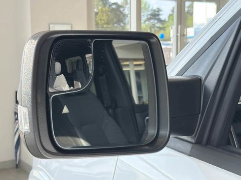 New 2026 RAM 1500 4x4 Crew Cab image 13