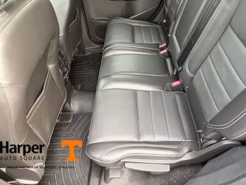 Used 2014 Ford Escape Titanium w/ Equipment Group 401A FWD image 9
