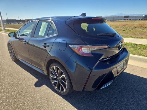 Used 2020 Toyota Corolla XSE image 3