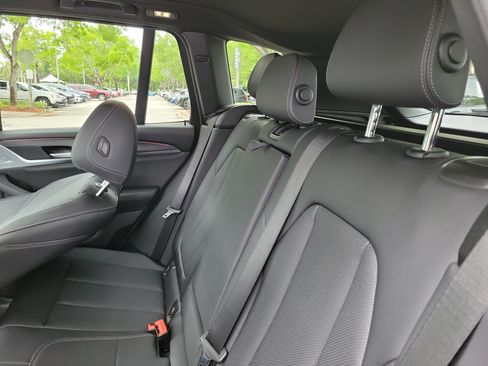 Used 2024 BMW X3 sDrive30i w/ Convenience Package RWD image 10