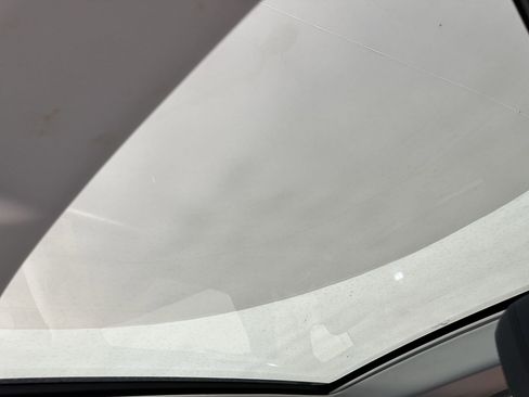 Used 2024 Land Rover Discovery Sport S image 13