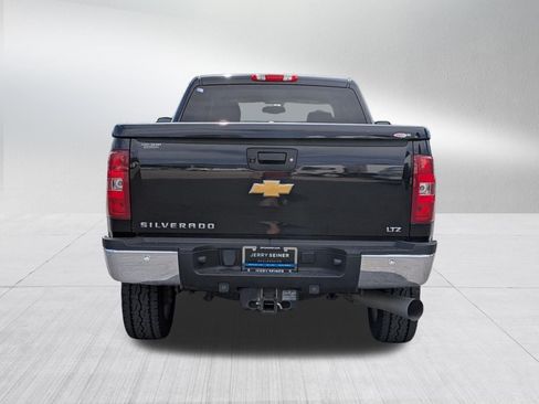 Used 2014 Chevrolet Silverado 2500 LTZ w/ LTZ Plus Package AWD/4WD image 4