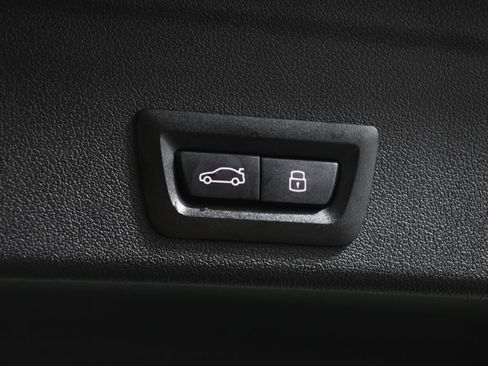 New 2026 BMW X6 xDrive40i w/ Climate Comfort Package image 37