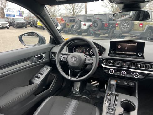 Used 2024 Honda Civic Sport image 35