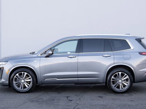 Used 2021 Cadillac XT6 Premium Luxury image 32