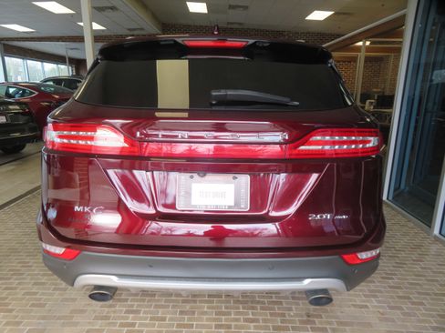 Used 2018 Lincoln MKC Reserve w/ Lincoln MKC Climate Package image 5