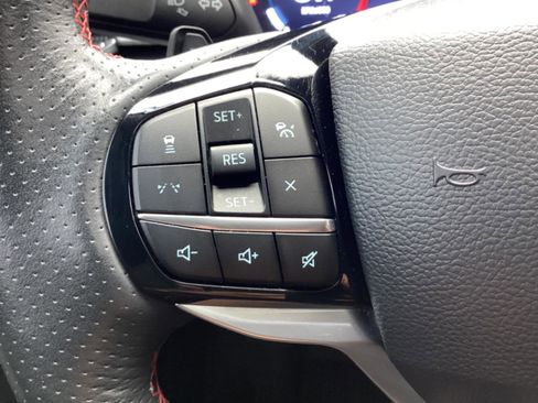 Used 2025 Ford Explorer ST image 20