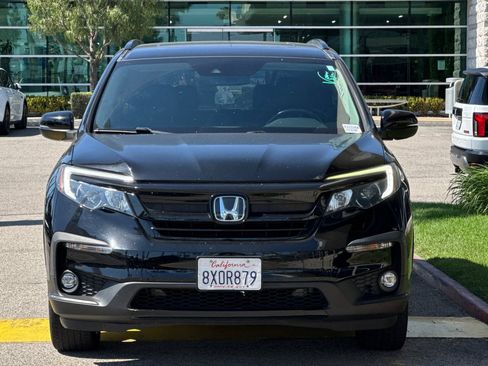 Used 2021 Honda Pilot Special Edition image 3