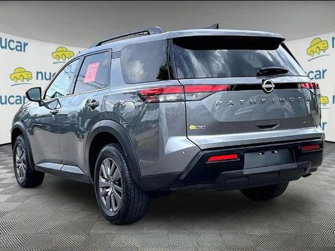 Certified 2026 Nissan Pathfinder SV AWD/4WD image 4