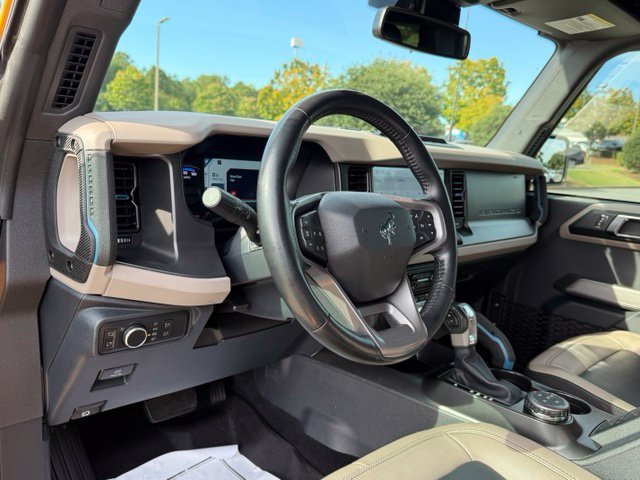 Used 2022 Ford Bronco Wildtrak AWD/4WD image 16