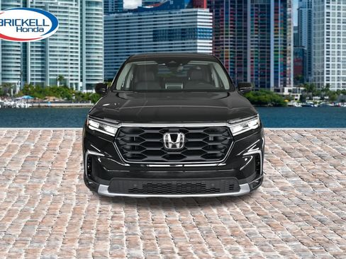 Certified 2025 Honda Pilot EX-L image 2