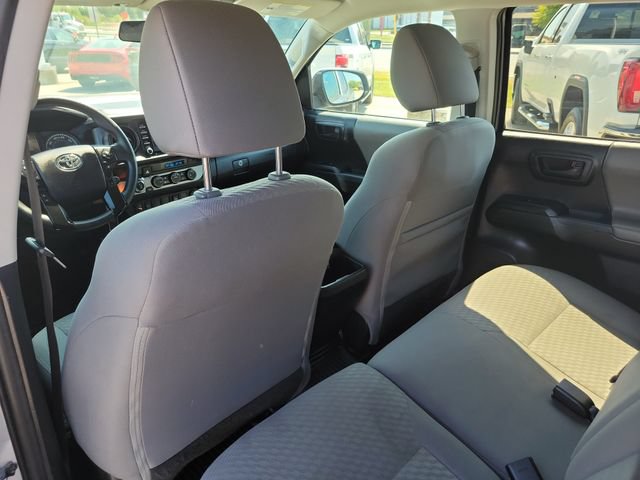 Used 2021 Toyota Tacoma SR AWD/4WD image 10
