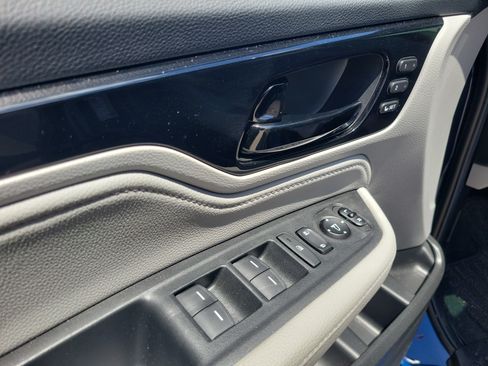 Used 2024 Honda Odyssey Touring image 26