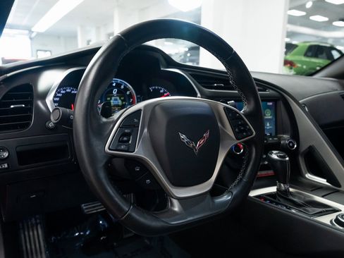 Used 2019 Chevrolet Corvette Stingray image 9