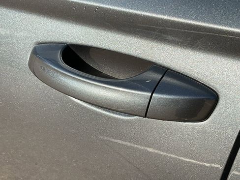 Used 2025 Volkswagen Taos S image 10