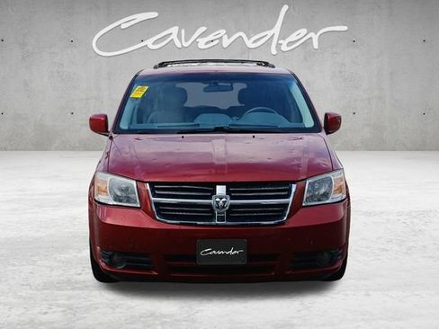 Used 2008 Dodge Grand Caravan SXT w/ Entertainment Group 2 FWD image 18