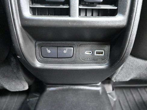 Used 2019 Cadillac XT4 Sport AWD/4WD image 32