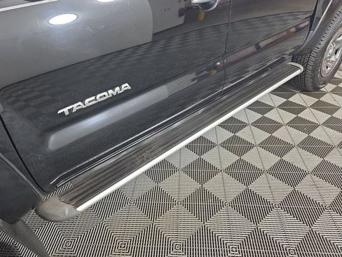 Used 2011 Toyota Tacoma PreRunner w/ SR5 Pkg #2 RWD image 9