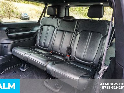 Used 2024 Jeep Wagoneer L Series II image 21