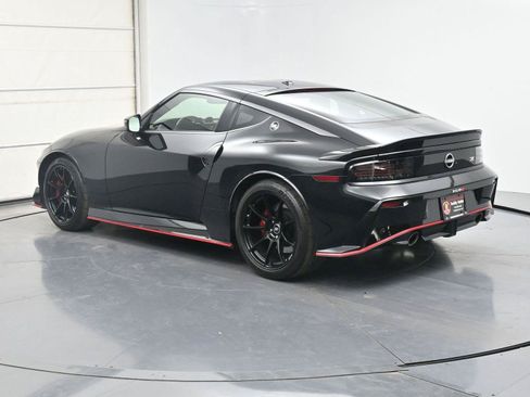 Certified 2024 Nissan Z NISMO w/ Floor Mat Package RWD image 27