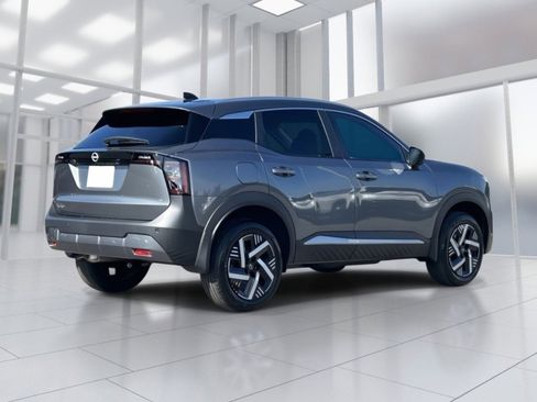 New 2026 Nissan Kicks SV FWD image 4