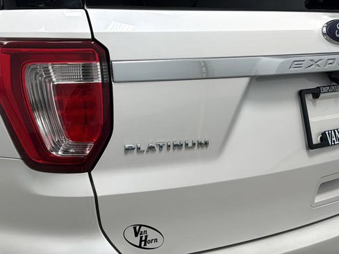 Used 2016 Ford Explorer Platinum AWD/4WD image 41