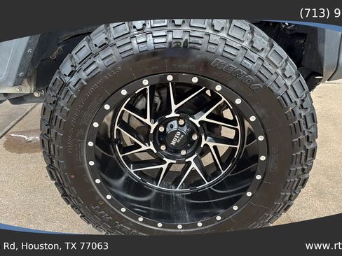 Used 2018 Jeep Wrangler Unlimited Sport S AWD/4WD image 12