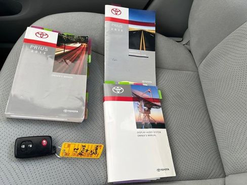 Used 2012 Toyota Prius Four image 30