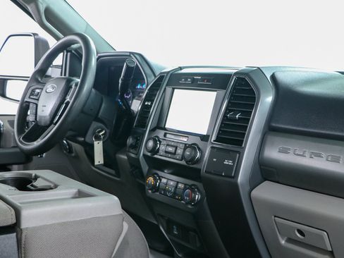 Used 2022 Ford F250 XLT w/ XLT Value Package AWD/4WD image 26