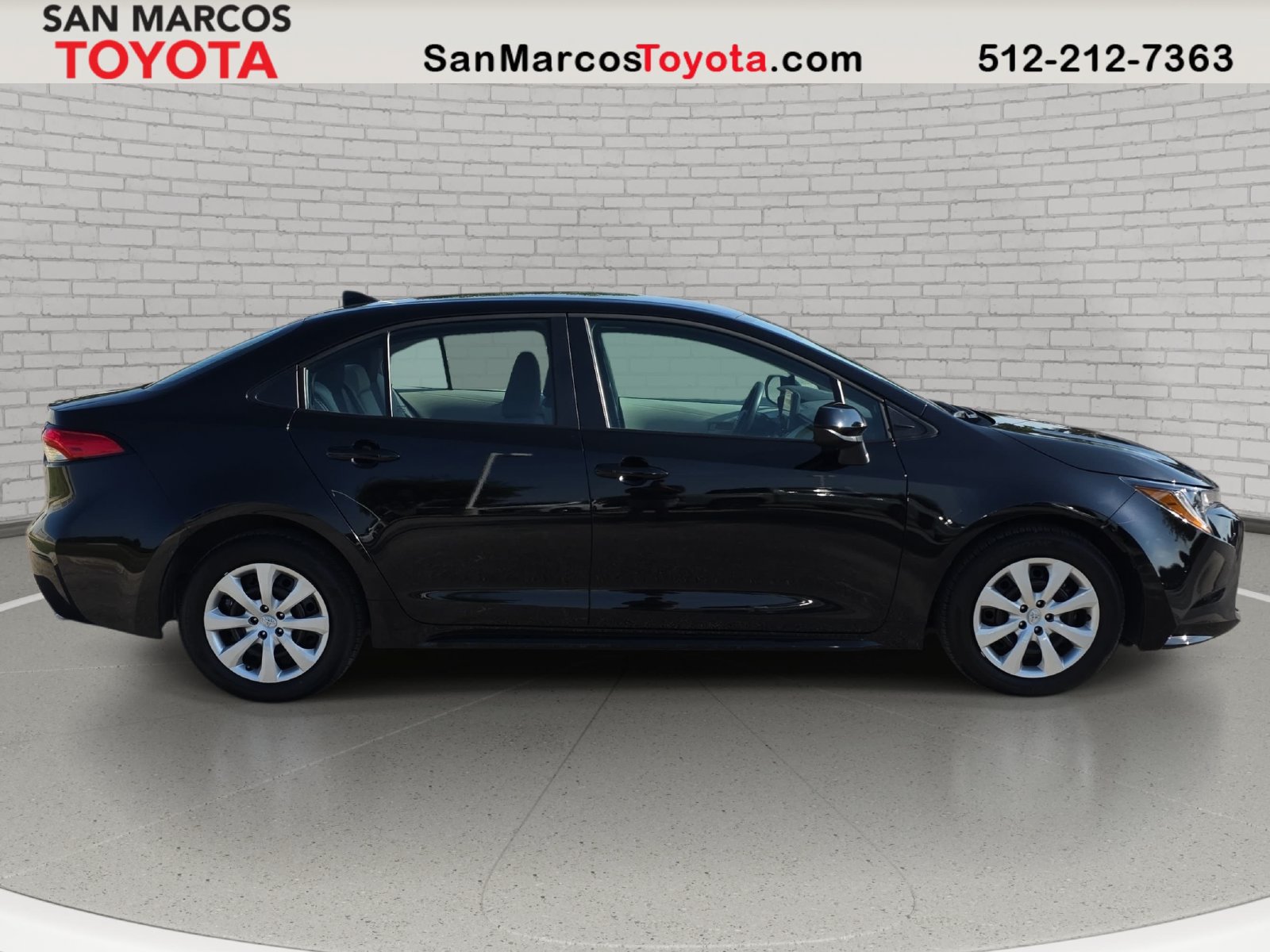 Used 2026 Toyota Corolla LE FWD image 5