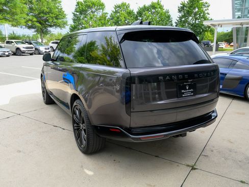 Used 2023 Land Rover Range Rover Long Wheelbase First Edition AWD/4WD image 7