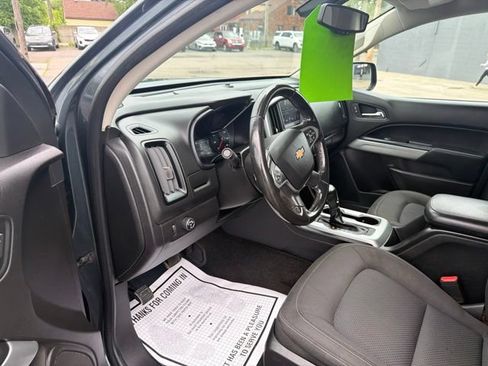 Used 2017 Chevrolet Colorado LT w/ LT Convenience Package RWD image 21