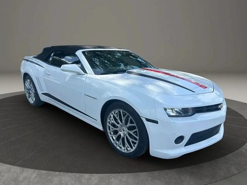 Used 2015 Chevrolet Camaro LT RWD image 1