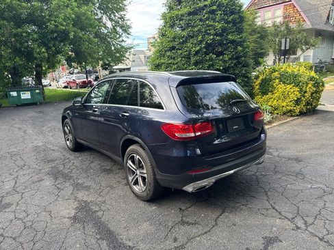 Used 2016 Mercedes-Benz GLC 300 4MATIC image 4