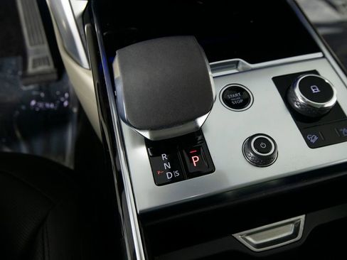 Used 2023 Land Rover Range Rover SE AWD/4WD image 30