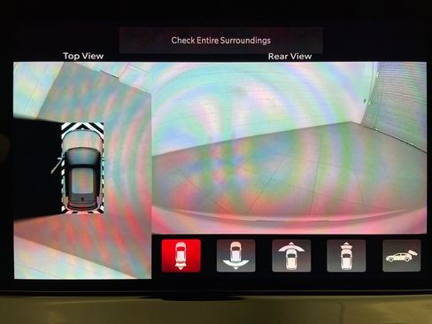 New 2025 Jeep Compass Latitude w/ Sun & Sound Group image 12