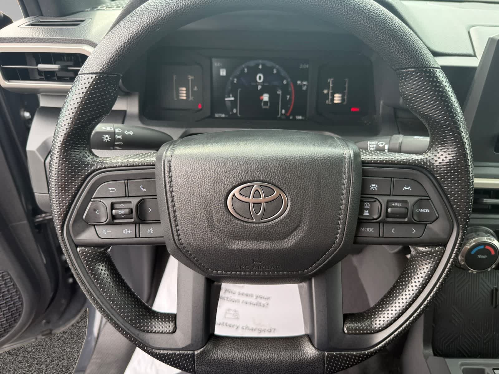 Used 2025 Toyota Tacoma SR AWD/4WD image 13