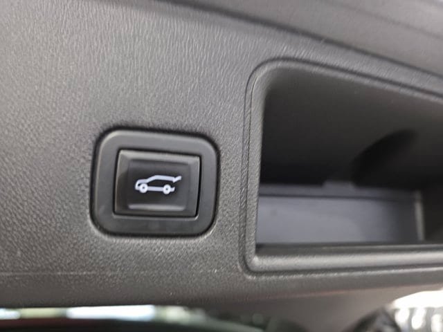 Used 2021 GMC Terrain SLT w/ Infotainment Package II AWD/4WD image 20