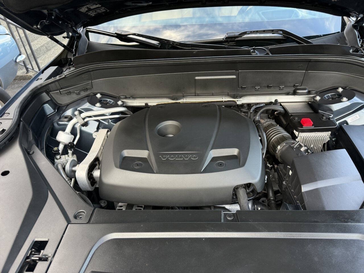 Used 2019 Volvo XC90 T6 Momentum w/ Advanced Package AWD/4WD image 12