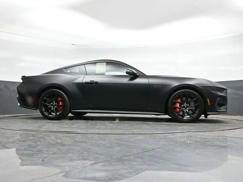 Used 2025 Ford Mustang GT Premium RWD image 43
