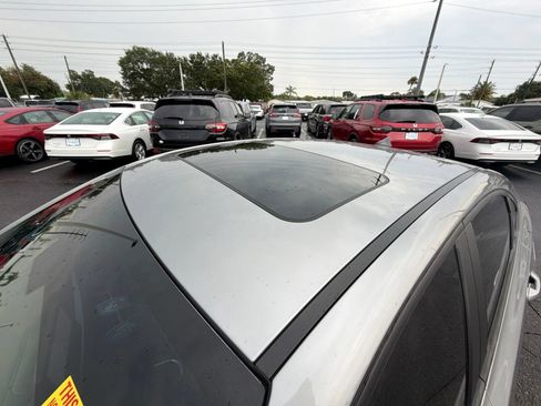 Used 2024 Kia Forte GT-Line w/ GT-Line Premium Package FWD image 17